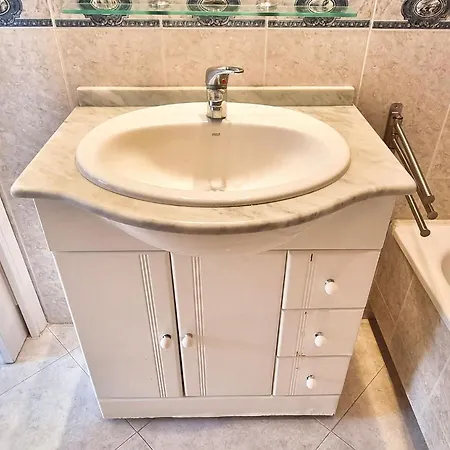 Skol 440. 1 Bed With Sea Views In Centre. Apartmán Marbella