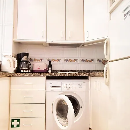 Skol 440. 1 Bed With Sea Views In Centre. Apartament